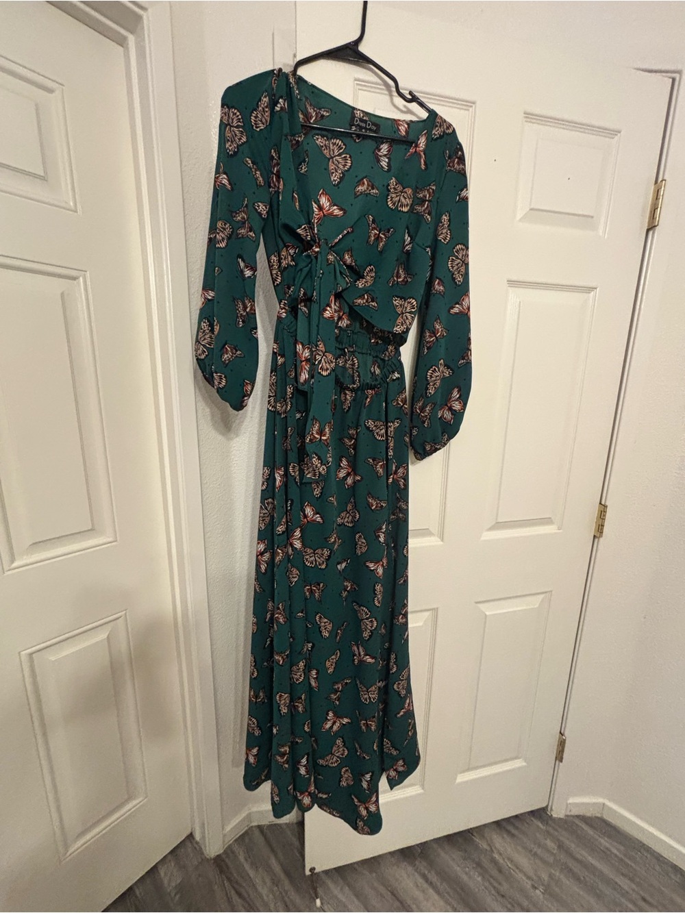 Teal Butterfly-Print Maxi Dress with Puff Sleeves